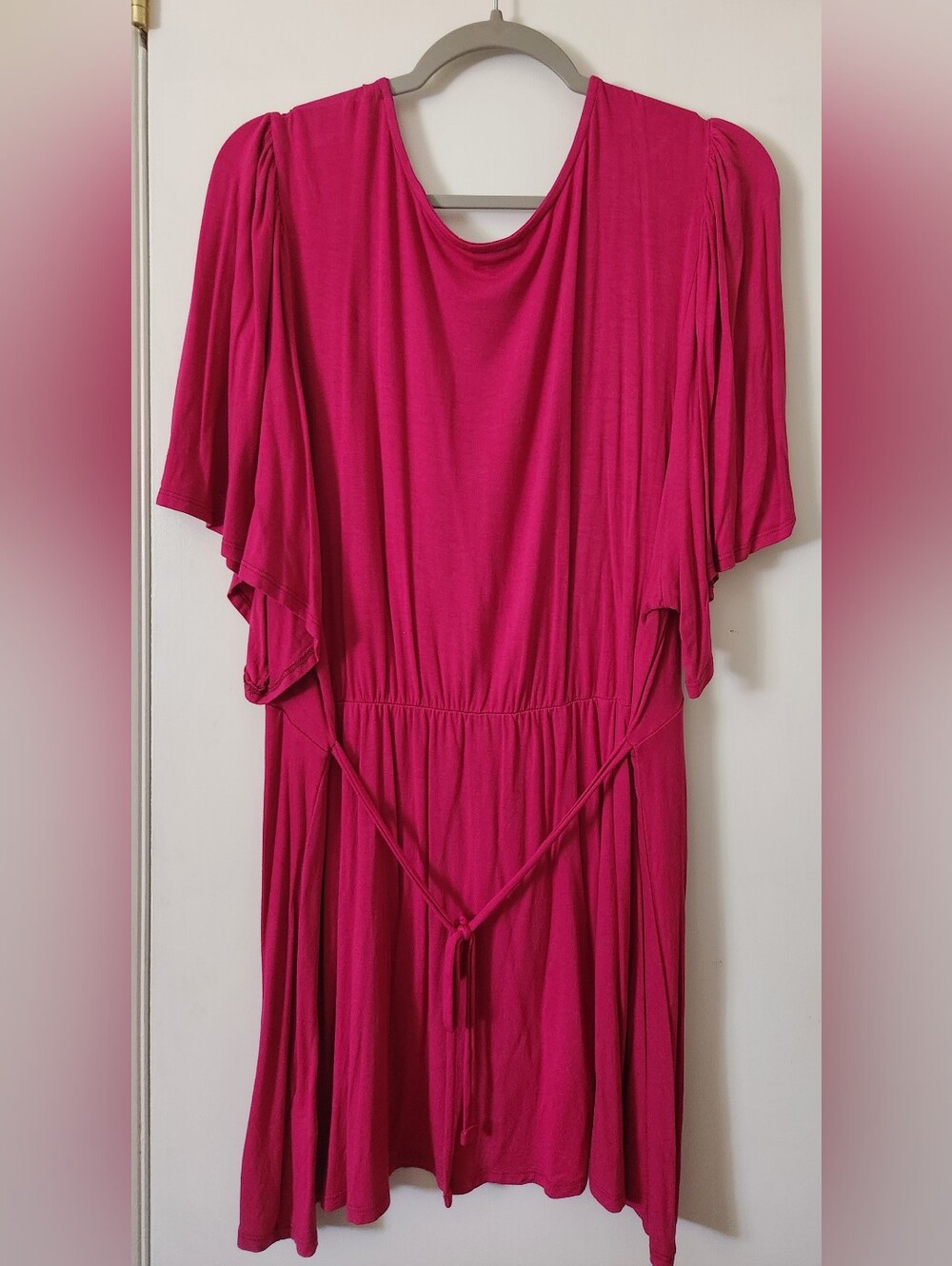 Torrid Flowy Fuchsia Women's Top - Relaxed Fit 3X Super Soft - Picture 2 of 3